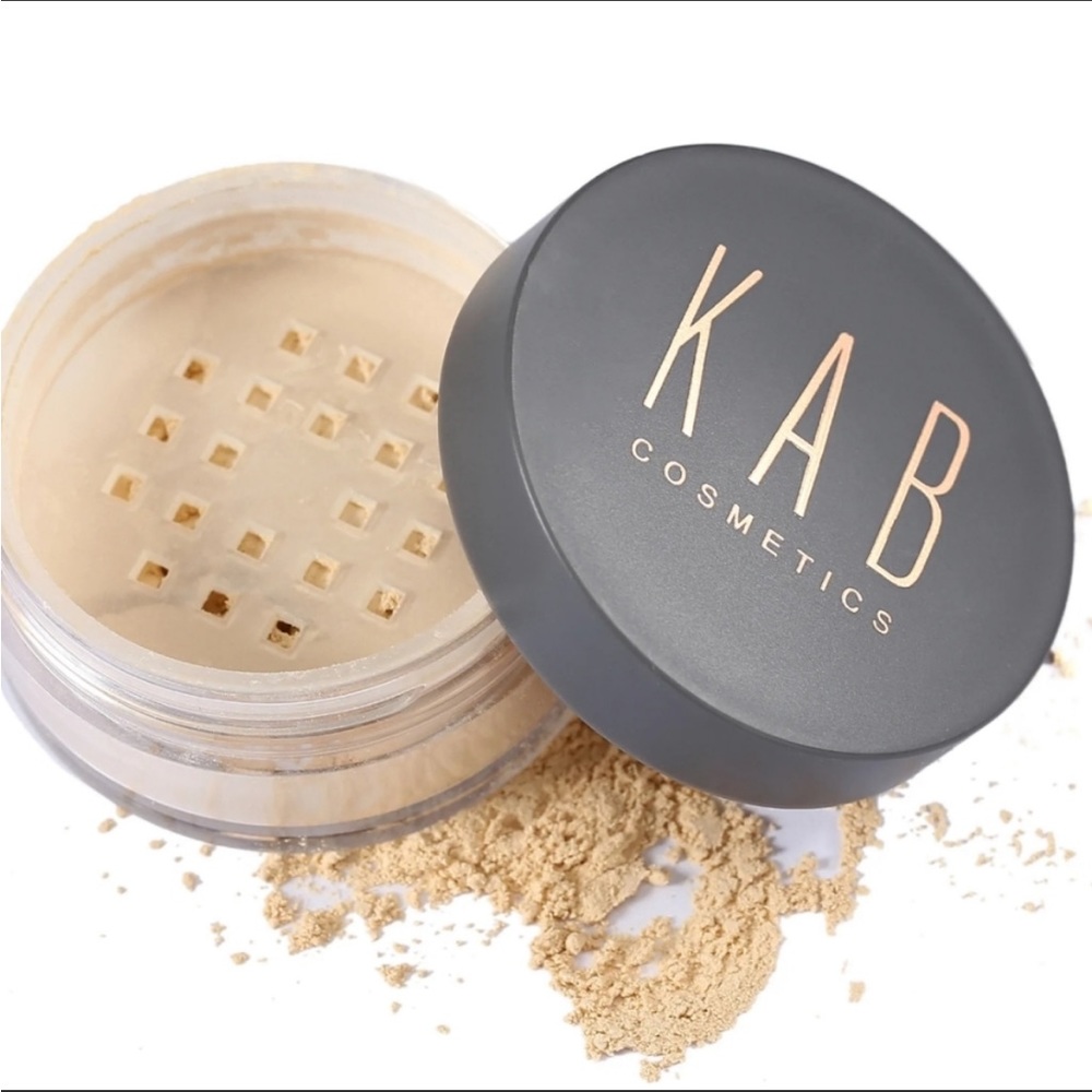 KAB Cosmetics Translucent Loose Setting Powder NIB